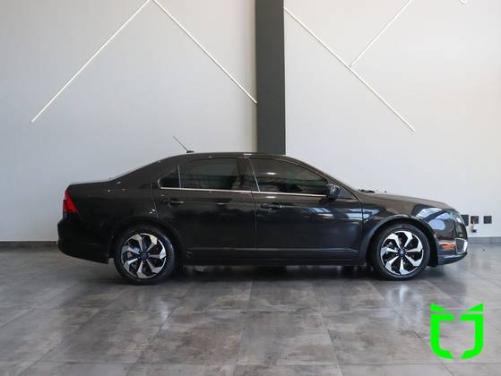 FORD FUSION 3.0 SEL AWD V6 24V GASOLINA 4P AUTOMÁTICO FORD FUSION 3.0 SEL AWD V6 24V GASOLINA 4P AUTOMÁTICO